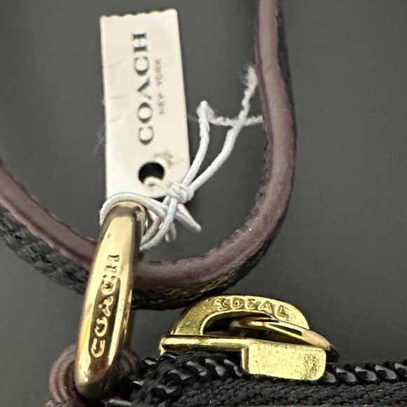 Coach NWT Black Textured Large Wristlet. Black w Maroon Tubing & Gold Hardware. - Picture 3 of 9